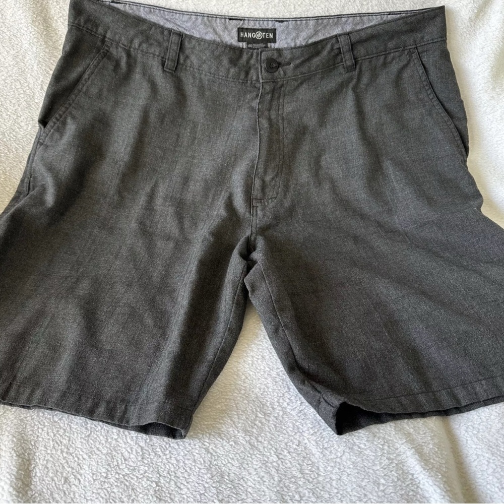 Hang ten men’s dress/Golf hybrid charcoal gray shorts sz: 40